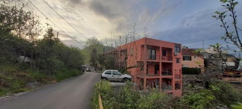 Paulonija Lake View Apart