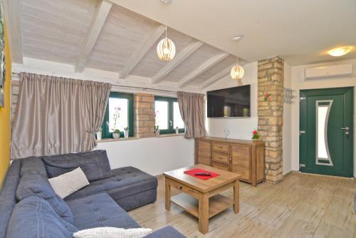 House Marta 2157