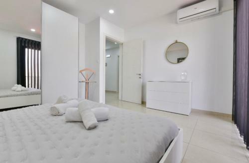 Sea View Apartment