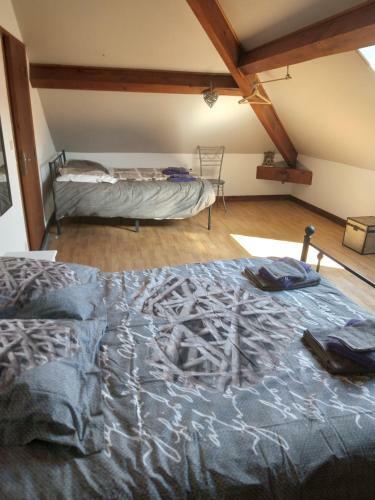 Hostal Room In Bb - At Ten Minutes From The Raviege Lake