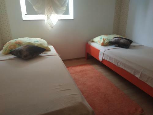 Apartmani Moni