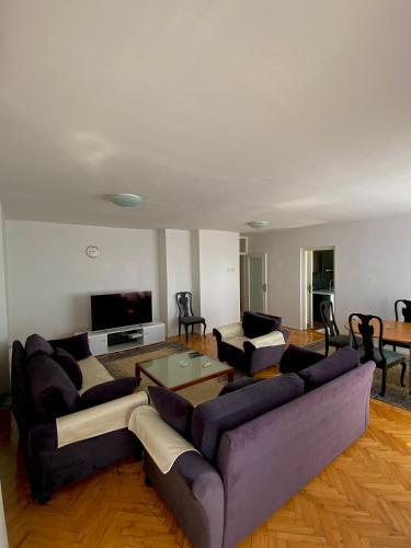 White Apartment 2