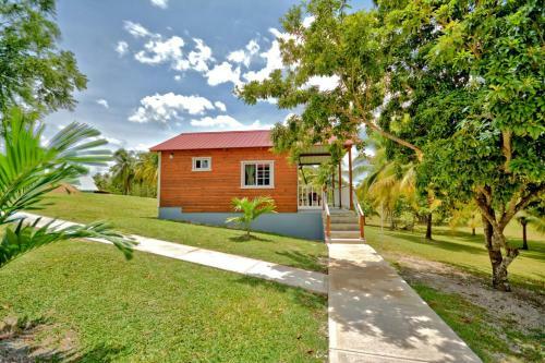 Lodge Upperwest Cabins