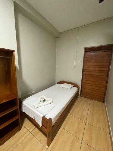 Hotel Alojamiento Tahuari
