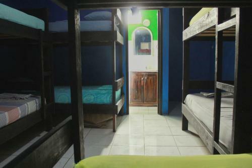 Albergue Twin Fin Plaza