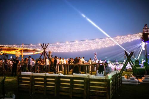 Hotel Funbeach / �e?me - Lilium Evleri