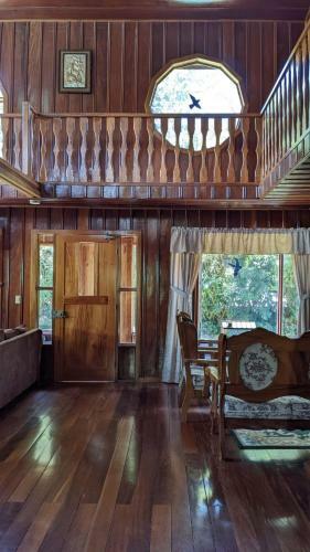 Rossy's Villa And Garden's