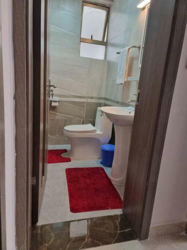 Apartamento Lovely 3 Bdr Rental Unit With A Pool