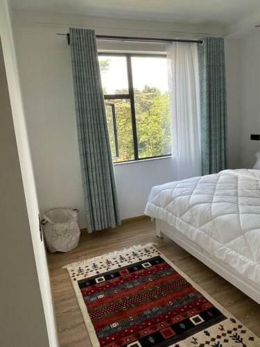 Apartamento Stylish Luxe Apt Steps From Junction Mall