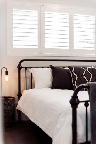 Chic Retreat
