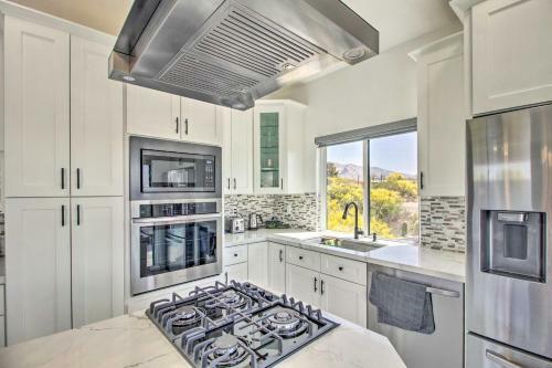 Exquisite House With Pool About 6 Mi To 4th Ave!