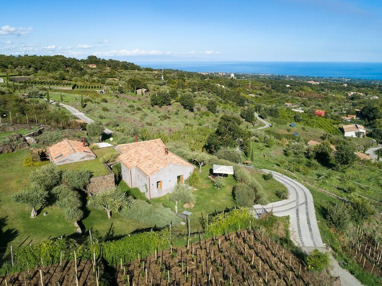 Agroturismo Monaci Delle Terre Nere