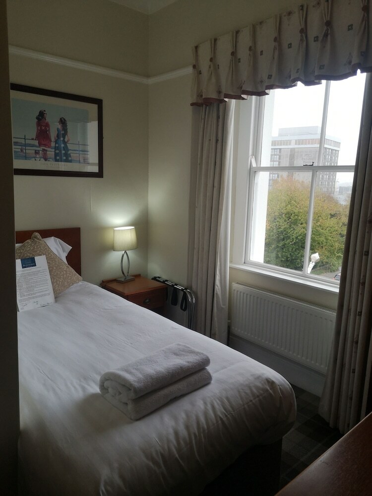 Invicta Hotel