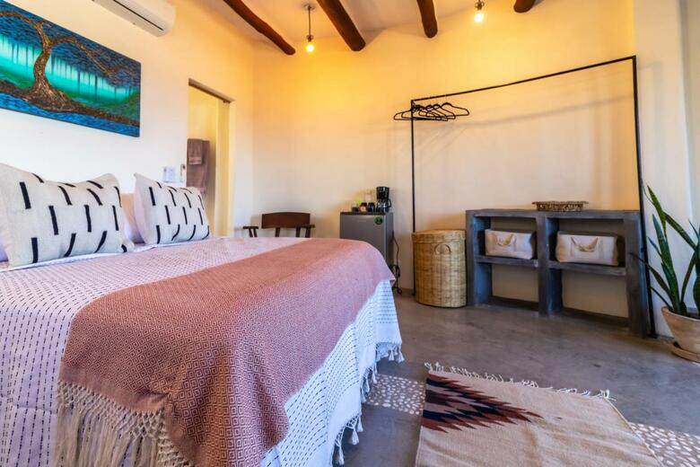 The Pacific Nomads Villa