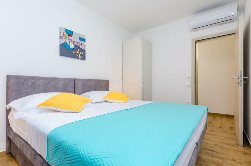 Apartment Festina Lente