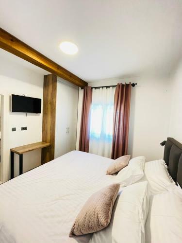 Lunika, Luxury Villa With Pool, Jacuzzi And Sauna