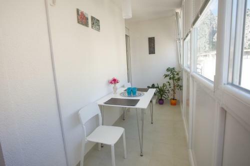 Apartamento Ap Omis Punta - Next To Sandy Beach