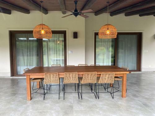 Villa Acogedora Y Amplia Casa En Salta!