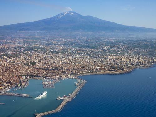 Belvedere Etna Mare