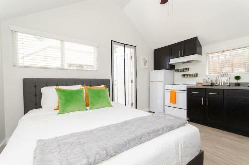Muir Ave Unit 6 Nt 27 Rockaway F