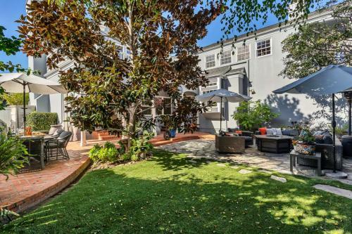 Pacific Beach Retreat