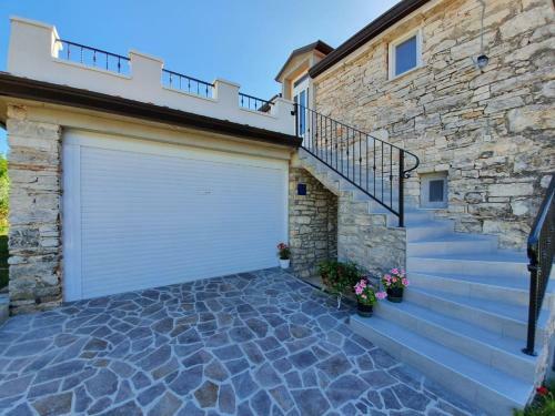 Studio Apartment Cupilia