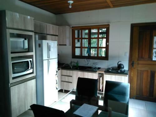 Chal� S�tio/wi-fi/piscina/ar Cond/netflix Tv4k 60