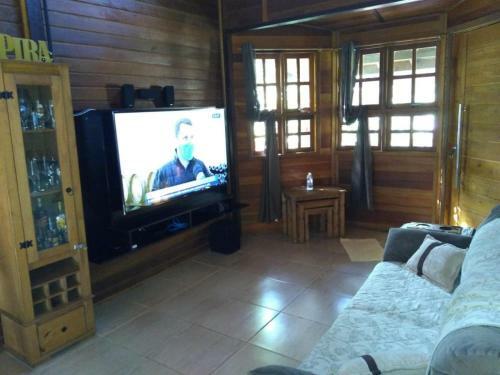 Chal� S�tio/wi-fi/piscina/ar Cond/netflix Tv4k 60