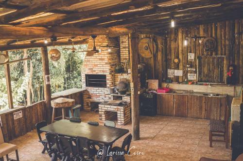 Chal� S�tio/wi-fi/piscina/ar Cond/netflix Tv4k 60