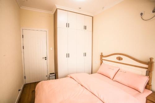 Locals Apartment Place 28