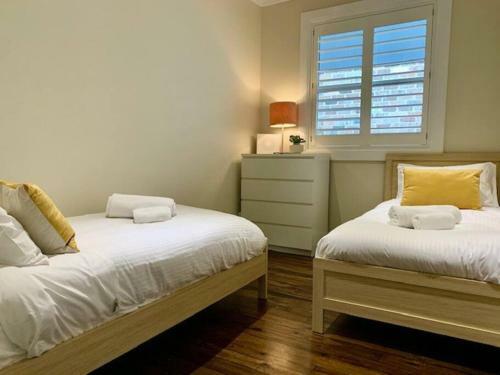 Sparkling New Holiday Home / Shellharbour
