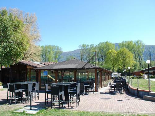 Holiday Home Bungalow Isola Premium