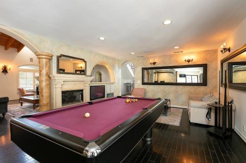 Benedict Canyon Oasis