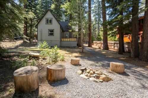 10th Ave - Sweet Pine