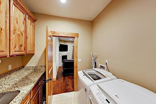 Wagon Wood Retreat