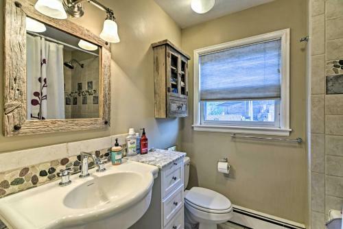 Scenic Boulder Home With Hot Tub And Mtn Views!
