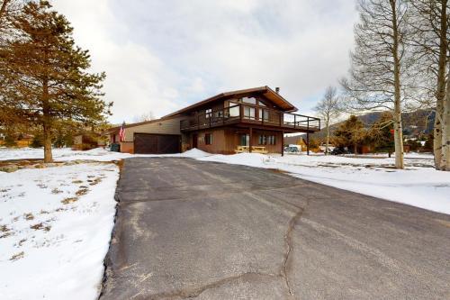 The Nugget Ski Chalet