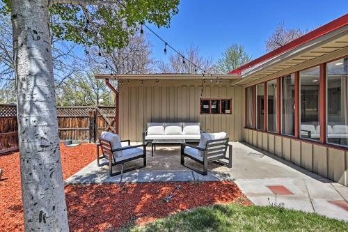 Bright And Beautiful Home By Historic Downtown!