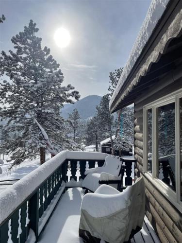 Crooked Pine Cottage