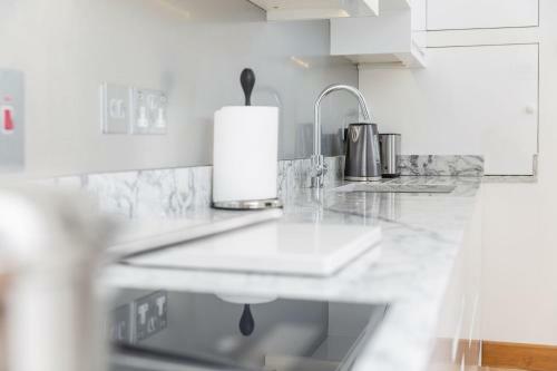 17 Rodney Road - Luxury Apartments