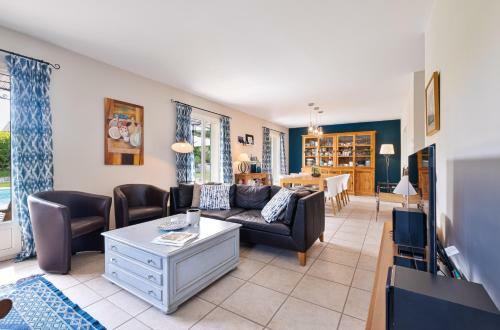 Villa Bois Fleuri 3 Chambres Avec Piscine