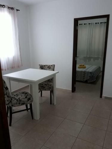 Apartamento Edif. Karine - St�dio 05