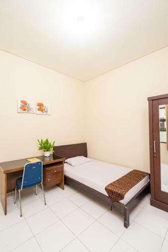 Hotel Umah Santi Depok