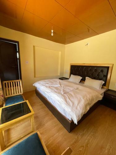 Hostal Hinjumaa Guest House