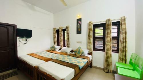 Hotel Caveri Inn