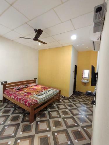 Swarajya Home Stay