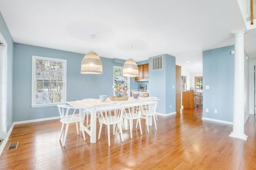 Salt Pond - 420 Canal Way East