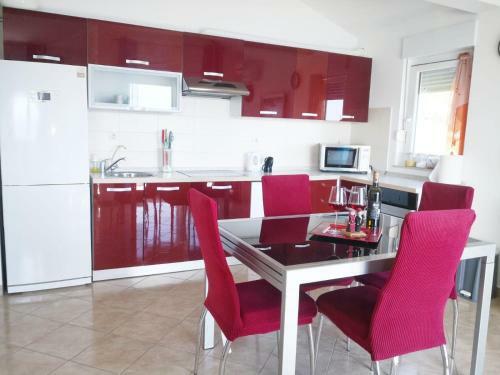 Seaview Apartment Marita