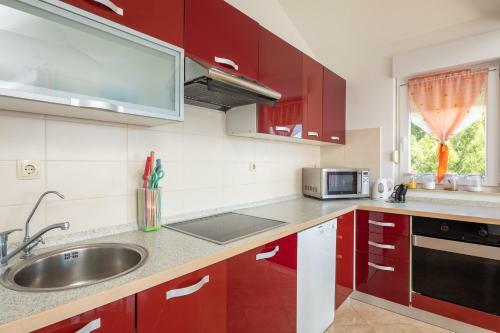 Seaview Apartment Marita