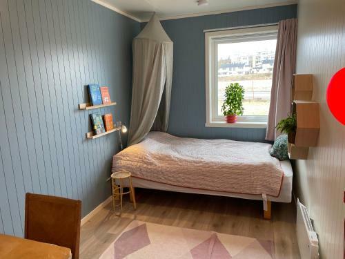 Villa Moderne Hus Med Stor Balkong Og Hage